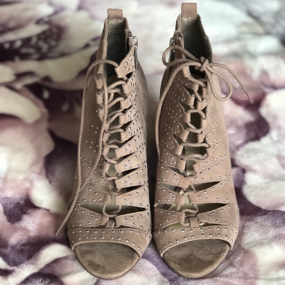 Jessica Simpson Barlett Open Toe Wedge Sandals - Picture 2 of 6